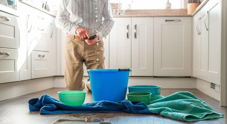 does home insurance cover water leaks